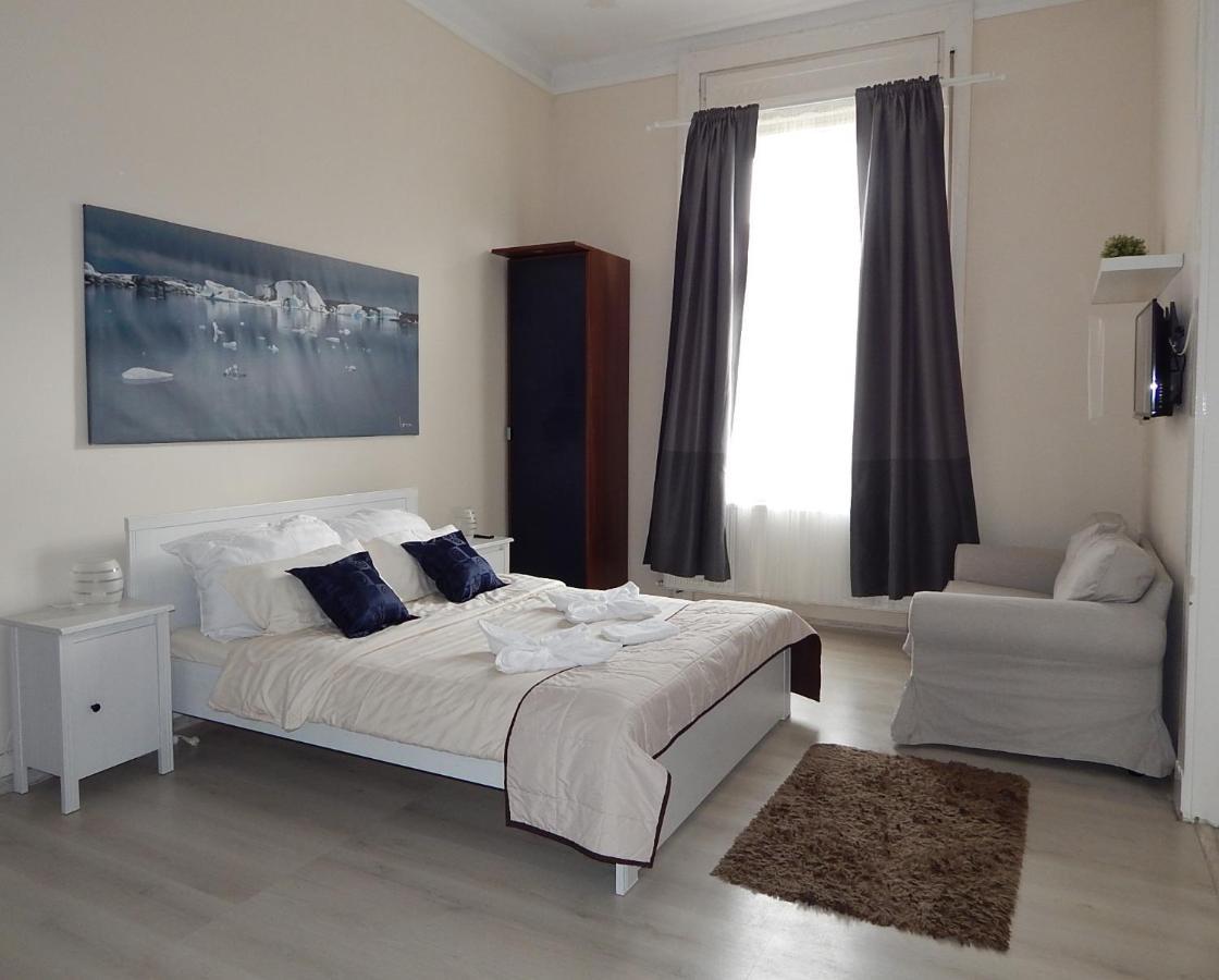 Apartment Budapesteasyflat Wesselenyi Budapest